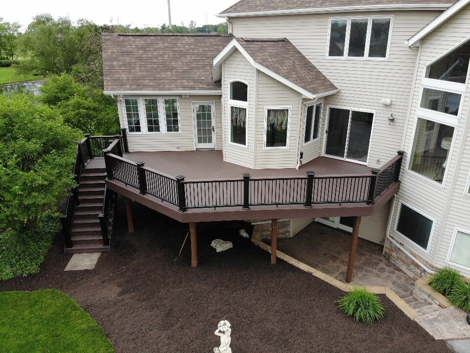 Balcony Decking Options: What to Discuss with Your Builder